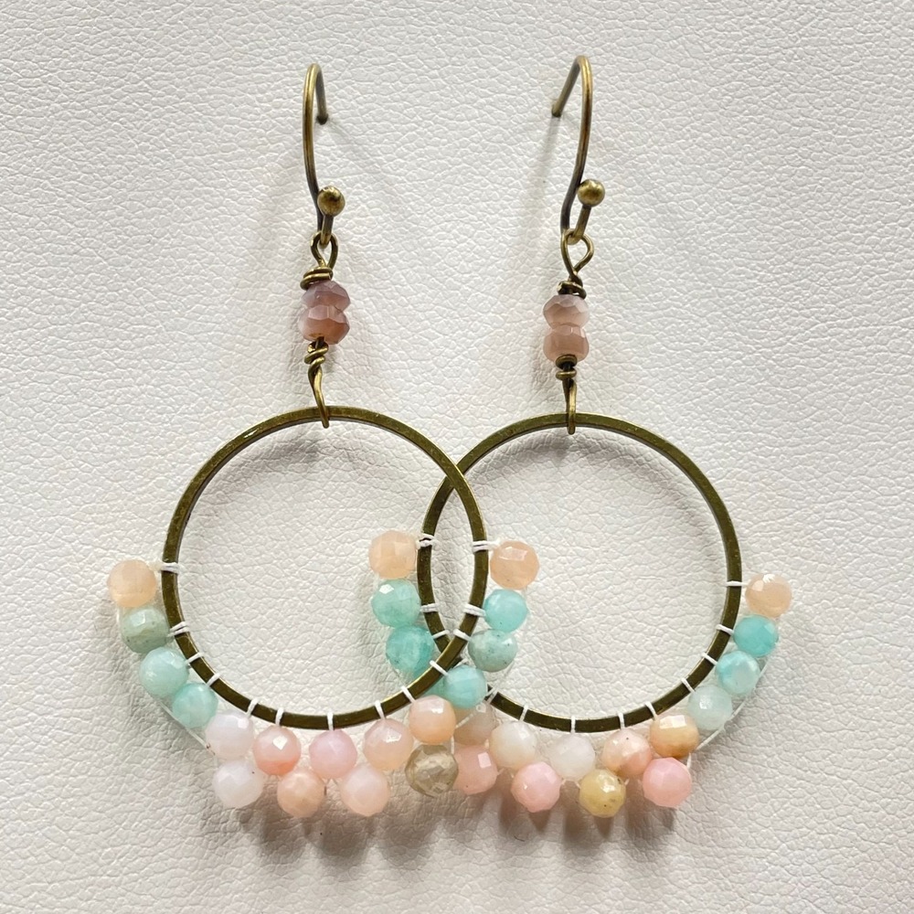 VTG Pastel Beaded Hoop Dangle Earring Brass Tone Wire Wrapped Multi Color Trendy